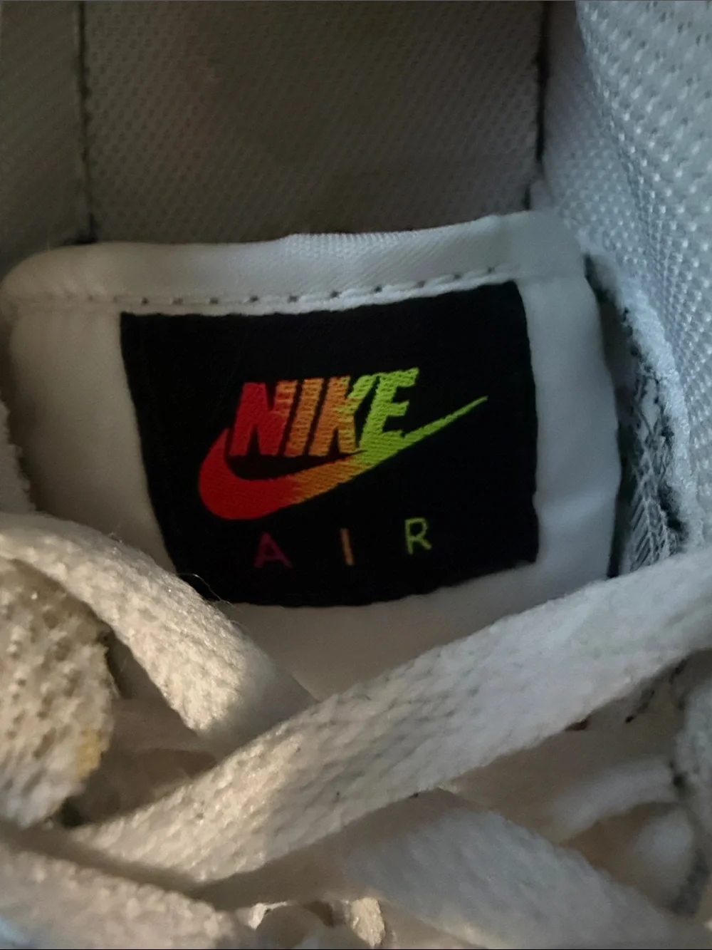 Nike kids low